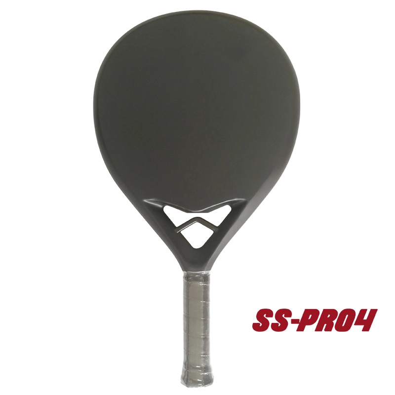 ما هو الفرق بين مضرب Padel من ألياف الكربون مع جسر ذكي ومضرب Padel العادي؟